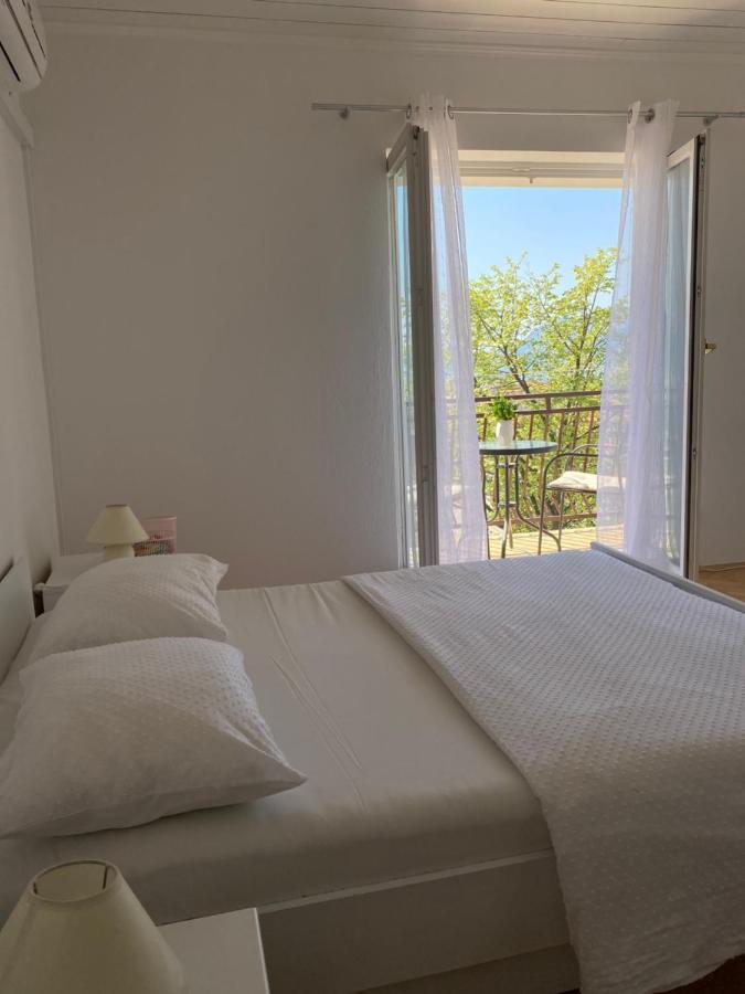 Room For Two Baška Voda Exterior foto